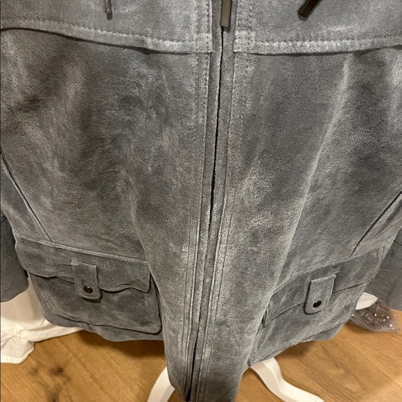 WOMAN Classic Gray Suede Jacket - Picture 4 of 15